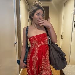 Brandi Swan in '5K Porn' Sweet Swan! 🦢 (Thumbnail 6)