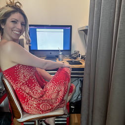 Brandi Swan in '5K Porn' Sweet Swan! 🦢 (Thumbnail 9)