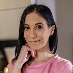 Nikky Fox in '5K Porn' A Real Fox (Thumbnail 1)