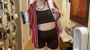 Raee Ripley in 'Petite and Complete'